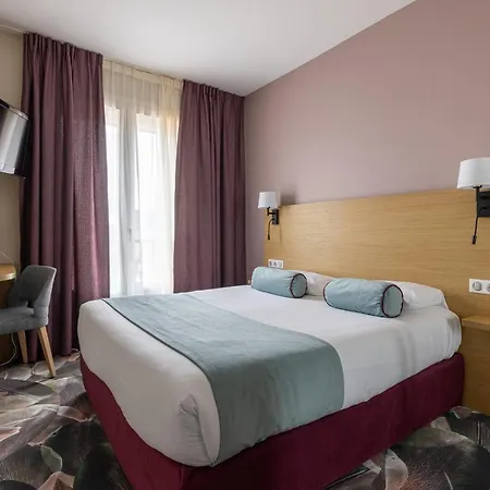 Brit Europ 3* ברגרק