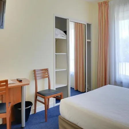 Brit Europ Hotel