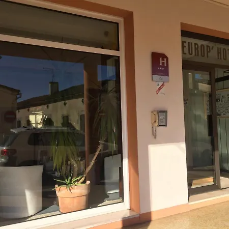 Europ'hotel Hotel